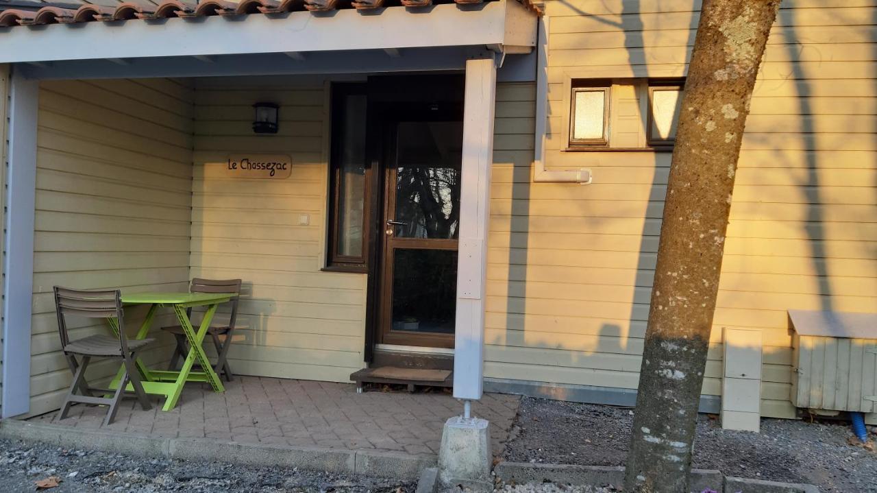 Les Petits Chassezac Villa Grospierres Exterior photo