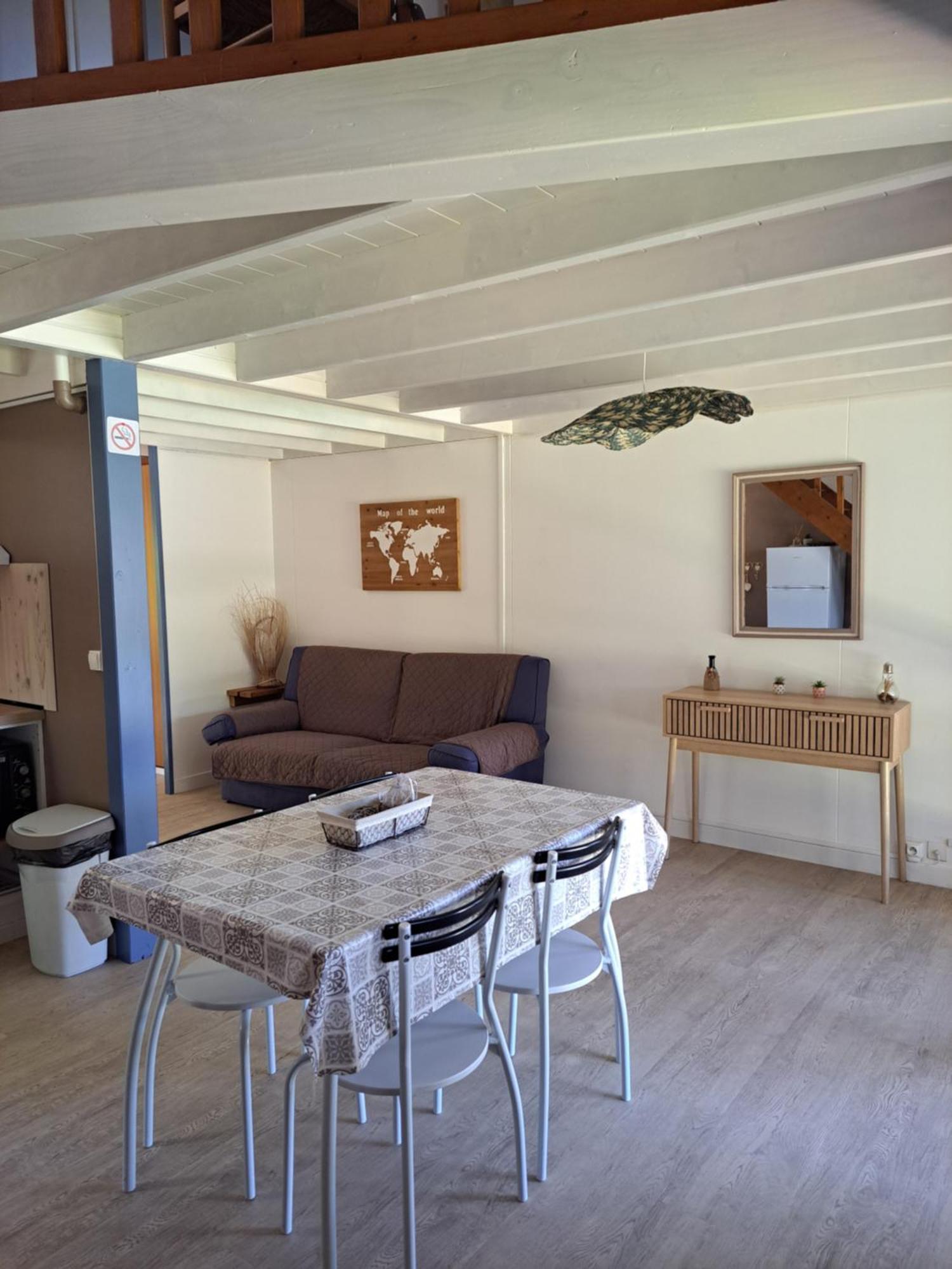 Les Petits Chassezac Villa Grospierres Exterior photo